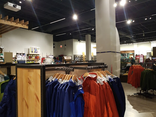 Clothing Store «L.L. Bean», reviews and photos, 4401 W 119th St, Leawood, KS 66209, USA