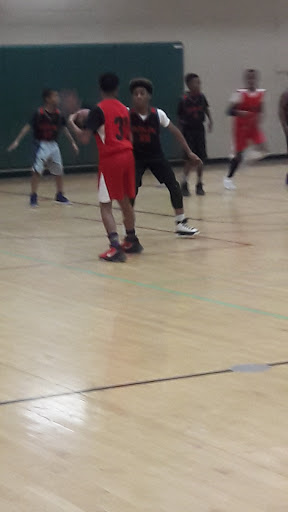 Recreation Center «North Dale Recreation Center», reviews and photos, 1414 St Albans St N, St Paul, MN 55117, USA