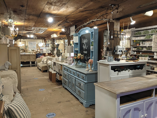 Candle Store «Whiffle Tree Country Store & Candle Co», reviews and photos, 101 Andover Rd, Billerica, MA 01821, USA