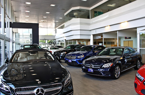 Mercedes Benz Dealer «Mercedes-Benz Of Orland Park», reviews and photos, 8430 W 159th St, Orland Park, IL 60462, USA
