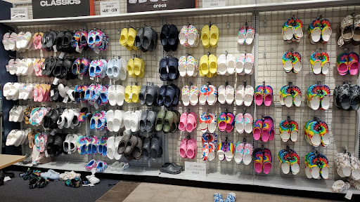 Outlet Mall «Tanger Outlet Westbrook», reviews and photos, 314 Flat Rock Pl, Westbrook, CT 06498, USA