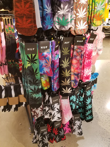 Clothing Store «Zumiez», reviews and photos, 670 Park City Center, Lancaster, PA 17601, USA