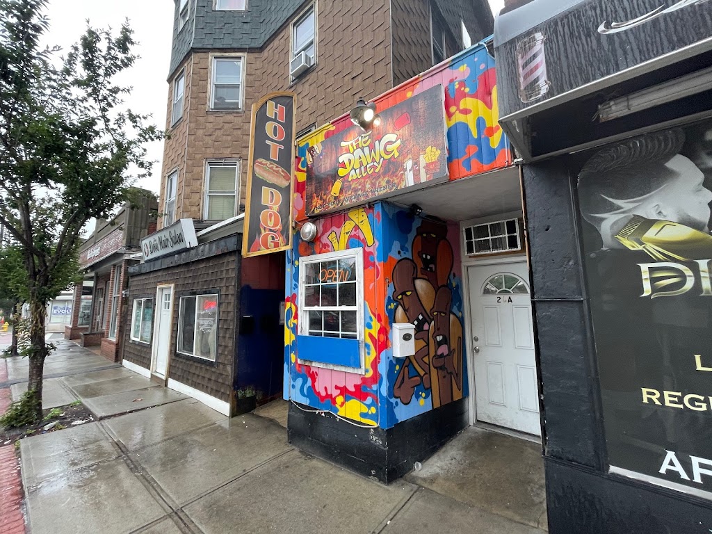 The Dawg Alley 01610