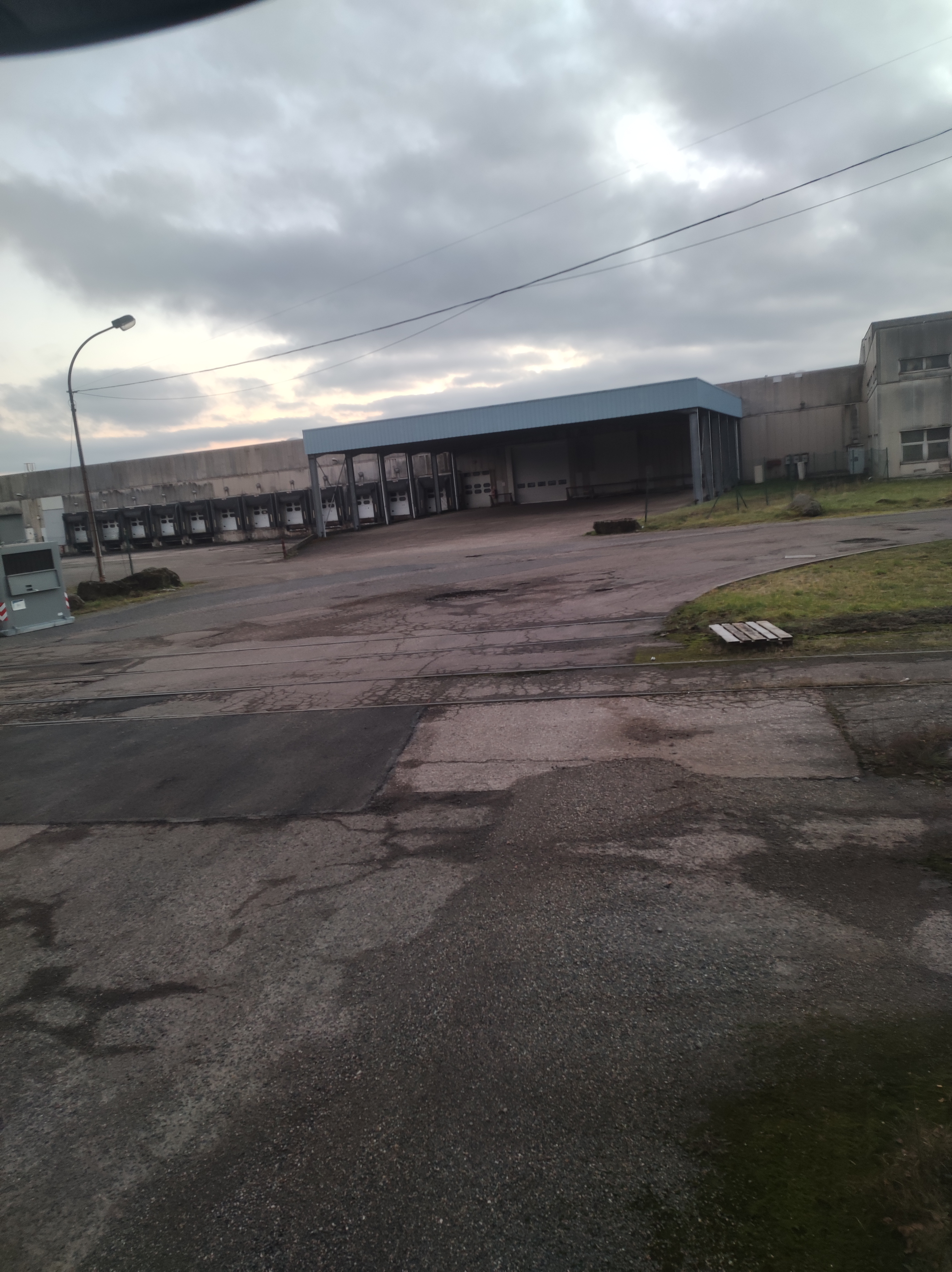 Photo n° 4 de l'avis de /\\/. fait le 17/12/2021 à 07:12