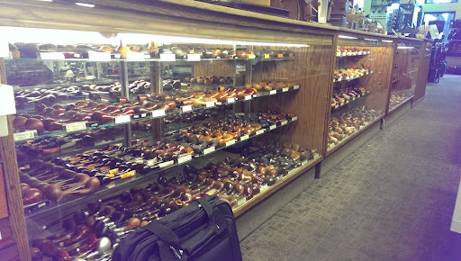 Tobacco Shop «The Briar & The Burley», reviews and photos, 101 W Kirkwood Ave #100, Bloomington, IN 47404, USA