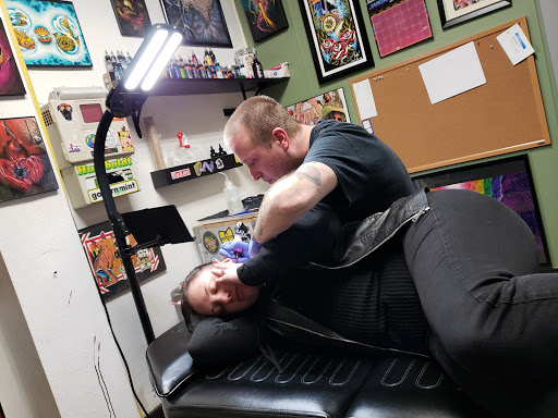 Tattoo Shop «Lady Luck Tattoo Studio», reviews and photos, 220 N Benton St, Woodstock, IL 60098, USA