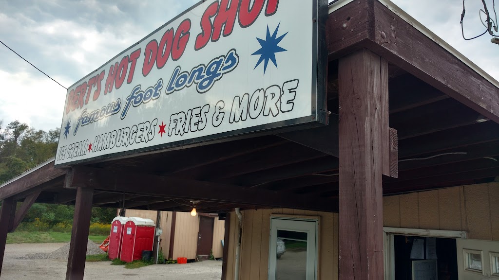 Bert's Hot Dog Shop 15021