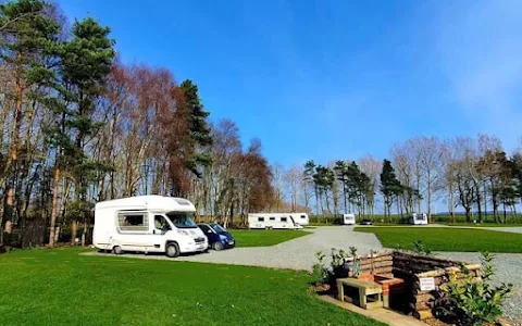 WoodLake Campsite & Caravan Park image