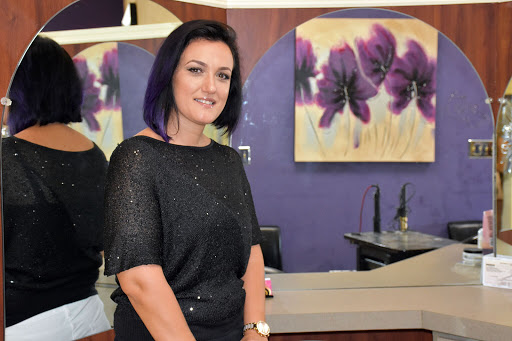 Beauty Salon «Salon Bella Flora», reviews and photos, 33963 US Hwy 19 N, Palm Harbor, FL 34684, USA
