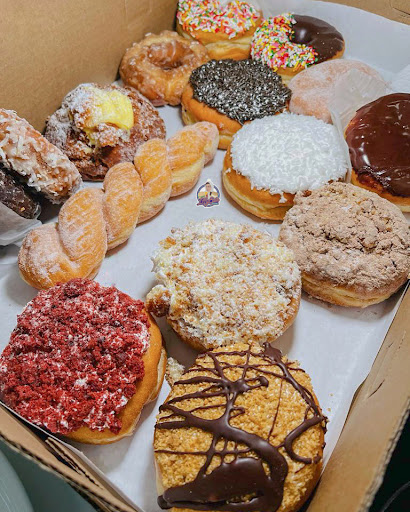 Donut Shop «Peter Pan Donut & Pastry Shop», reviews and photos, 727 Manhattan Ave, Brooklyn, NY 11222, USA