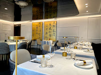 Atmosphère du Restaurant Imperial Treasure Fine Chinese Cuisine à Paris - n°18