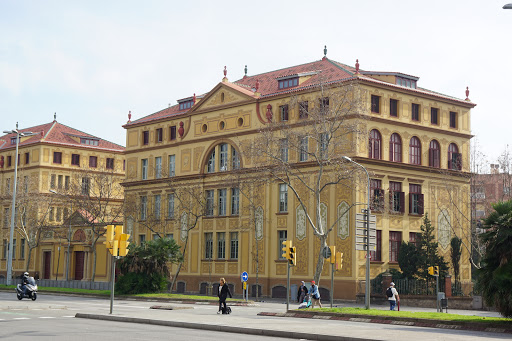 Escuela Ramón Llull en Barcelona