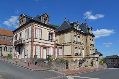 MAIRIE BEAUMONT EN AUGE à Beaumont-en-Auge