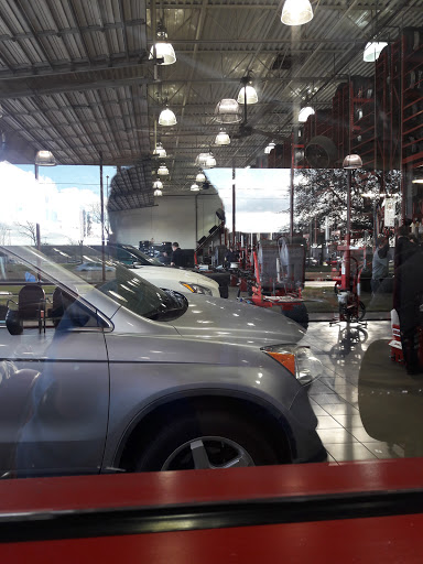 Tire Shop «Discount Tire Store - Plano, TX», reviews and photos, 8700 Ohio Dr, Plano, TX 75024, USA