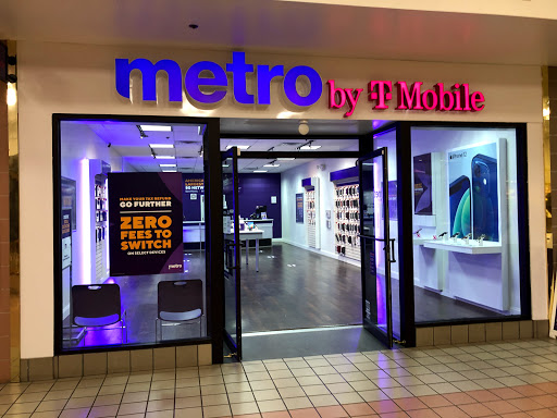 Shopping Mall «South Mall», reviews and photos, 3300 Lehigh St, Allentown, PA 18103, USA