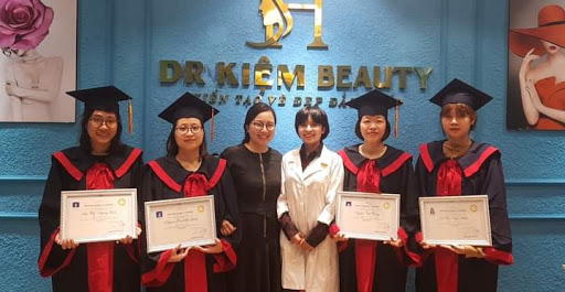 Học viện thẩm mỹ Doctor K Spa Korean Beauty Center HCM