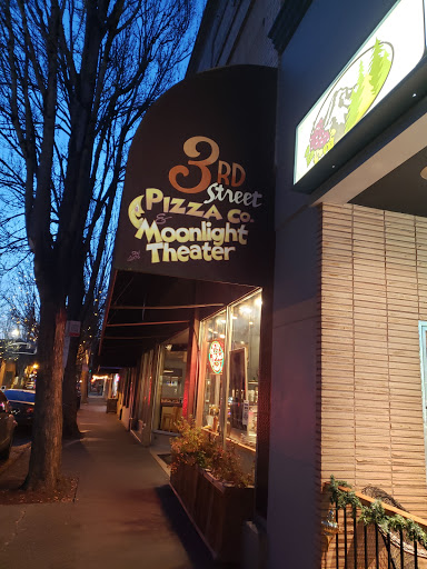 Pizza Restaurant «3rd Street Pizza Co», reviews and photos, 433 NE 3rd St, McMinnville, OR 97128, USA