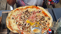 Pizza du Restaurant L'Incontournable à Arès - n°7