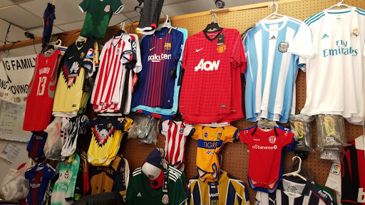 Custom T-shirt Store «J and R T-Shirts», reviews and photos, 5317 Aldine Mail Rte Rd, Houston, TX 77039, USA