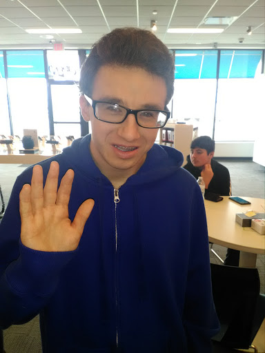 Cell Phone Store «AT&T Authorized Retailer», reviews and photos, 13 N Groesbeck Hwy, Charter Twp of Clinton, MI 48036, USA