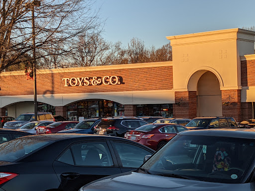Toys & Co. - Friendly Center, 3110 Northline Ave, Greensboro, NC 27408, USA, 