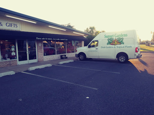 Florist «Steins at Sunset Florist», reviews and photos, 1002 Sunset Rd, Burlington, NJ 08016, USA