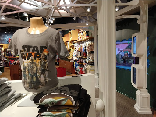 Toy Store «Disney Store», reviews and photos, 500 W Farms Mall, Farmington, CT 06032, USA