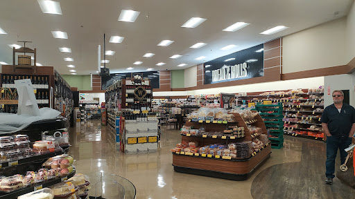 Grocery Store «Safeway», reviews and photos, 555 E Calaveras Blvd, Milpitas, CA 95035, USA