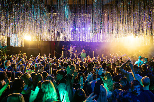 Nightclubs open on Sunday in Zurich