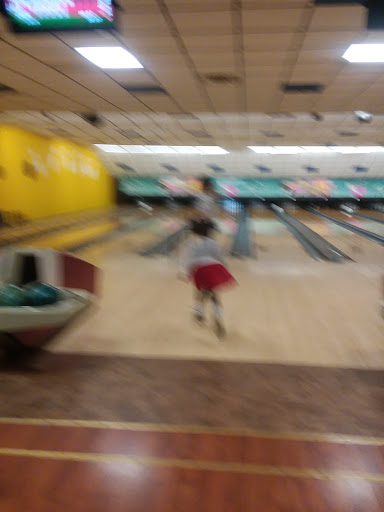 Bowling Alley «Medina Lanes», reviews and photos, 11249 Maple Ridge Rd, Medina, NY 14103, USA