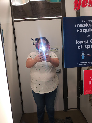 Clothing Store «Old Navy», reviews and photos, 1852 Hilliard Rome Rd, Hilliard, OH 43026, USA