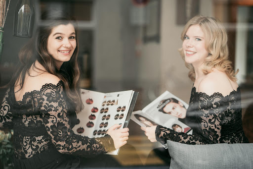 Friseurhandwerk - Haare & Make-up In Innsbruck
