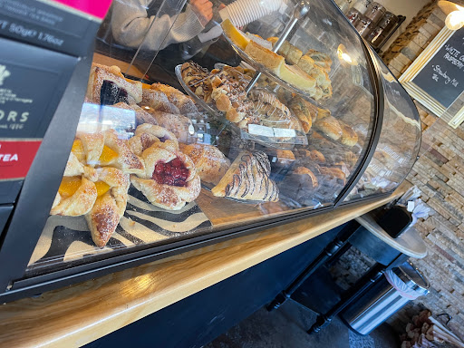 Coffee Shop «Cedar House Coffee Shop», reviews and photos, 2009 E Cedar Ave, Flagstaff, AZ 86004, USA