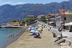 Paralia Kotrona'in fotoğrafı çok temiz temizlik seviyesi ile