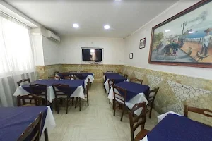 Pizzeria Vesuviana image