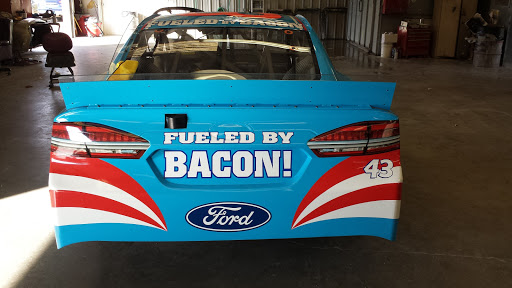 Auto Body Shop «Clifton Body Shop», reviews and photos, 5107 Jenny Lind Rd, Fort Smith, AR 72901, USA