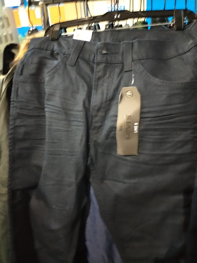 Boutique «Blue, a Goodwill Boutique - Tacoma», reviews and photos, 2520 N Proctor St, Tacoma, WA 98406, USA