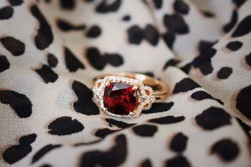 Jewelry Store «A&J Jewelers», reviews and photos, 1575 Scenic Hwy N #200, Snellville, GA 30078, USA