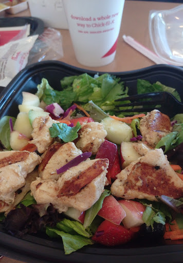 Fast Food Restaurant «Chick-fil-A», reviews and photos, 185 N Randall Rd, Batavia, IL 60510, USA