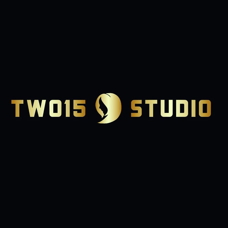Two15 Studio by Dayna