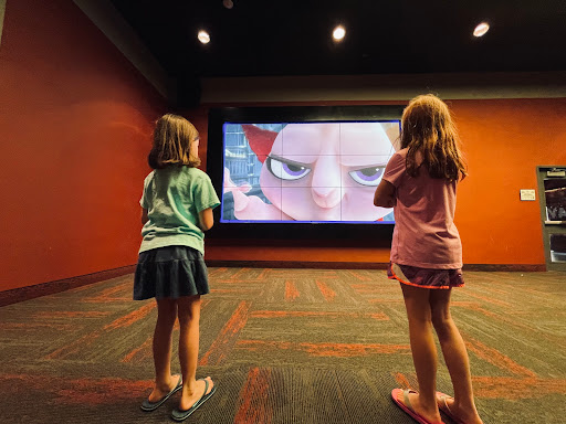 Movie Theater «Regal Cinemas West Town Mall 9», reviews and photos, 7600 Kingston Pike #1520, Knoxville, TN 37919, USA