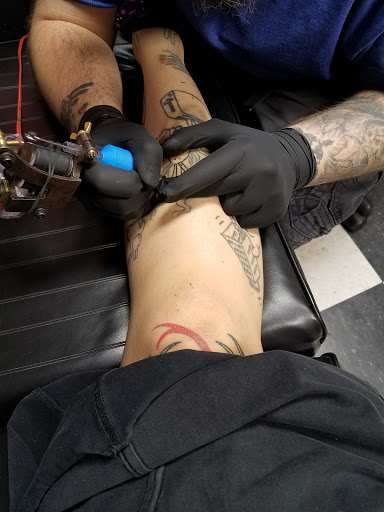 Tattoo Shop «Artistic Tattoo», reviews and photos, 664 W Camelback Rd, Phoenix, AZ 85013, USA