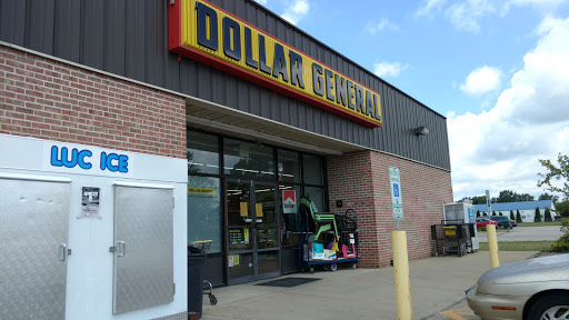 Dollar General, 642 S Main St, Wellington, OH 44090, USA, 