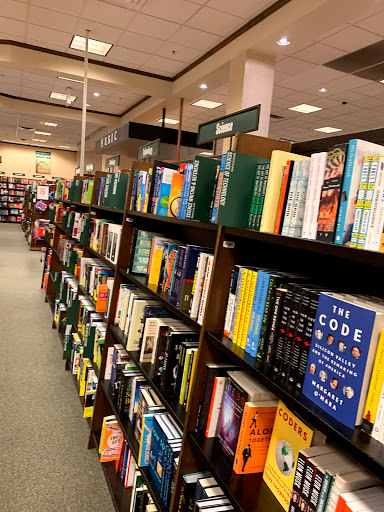 Book Store «Barnes & Noble», reviews and photos, 11500 Financial Centre Pkwy, Little Rock, AR 72211, USA