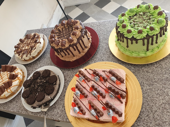 Nicki's cakes and bakes - Leeds