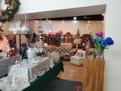 Thrift Store «Brother Bennos Thrift Shop», reviews and photos