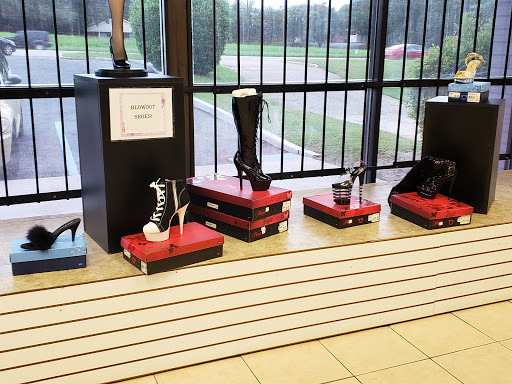 Lingerie Store «N T Lingerie», reviews and photos, 5021 Moffett Rd, Mobile, AL 36618, USA