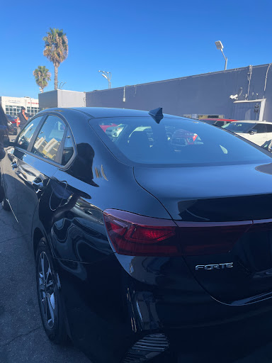 Van Nuys Kia image