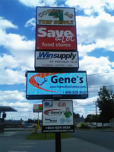 Grocery Store «Save-A-Lot», reviews and photos, 76 Parson St, Presque Isle, ME 04769, USA