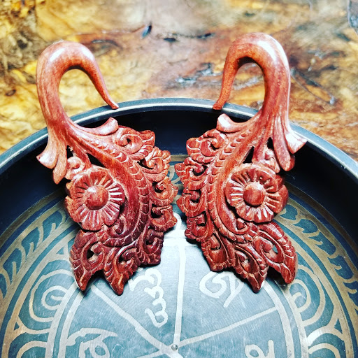 Explore dead dog tattoo ideas, creative tattoo ideas in Vancouver, available at Hopeless Tattoo & Piercing